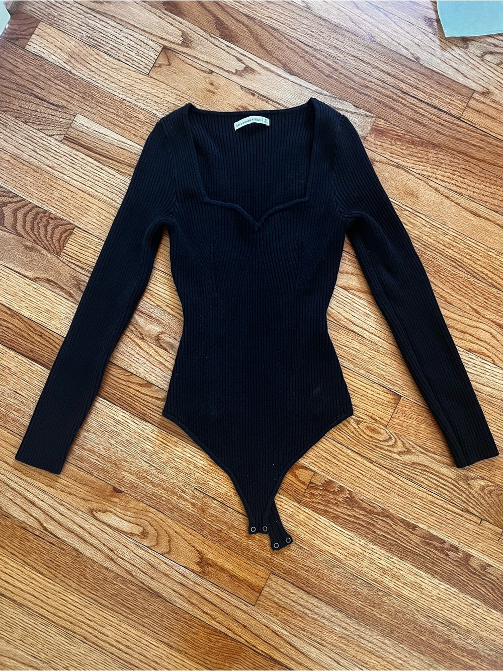 Abercrombie & Fitch Black Ribbed Long-Sleeve Bodysuit with Sweetheart Neck